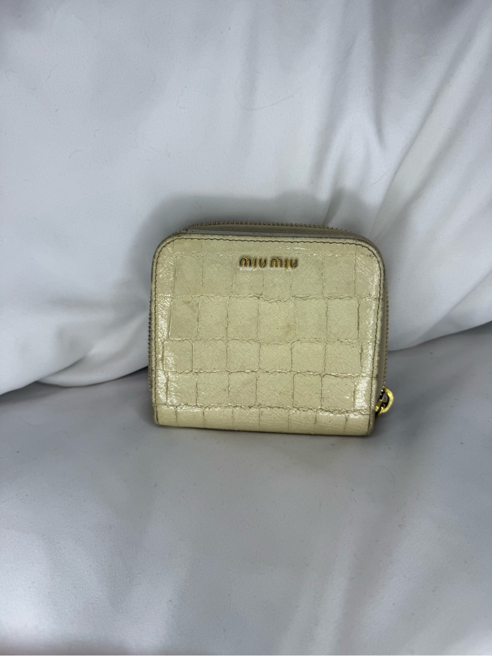 Miu Miu Pale Cream Quilted Leather Zip-Around Wallet